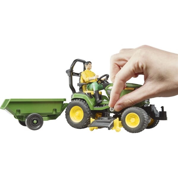 Kosiarka samojezdna John Deere z przyczepą U62104 | Exvi