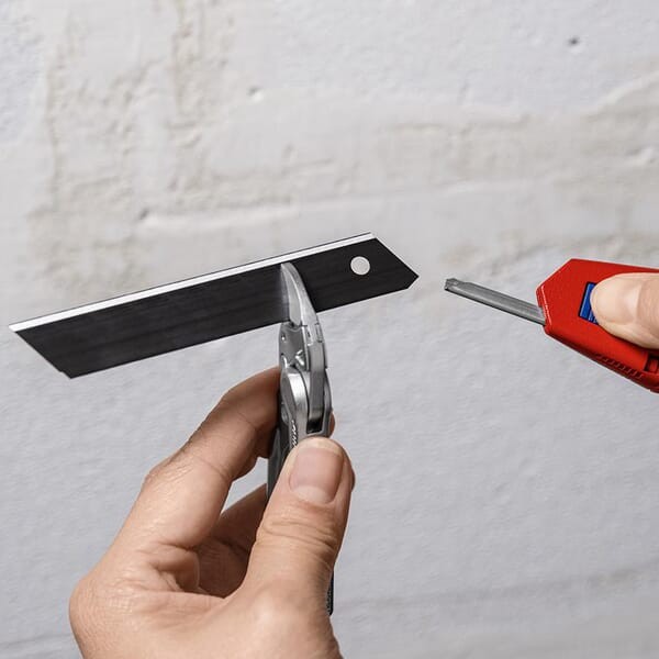 Nóż segmentowy CutiX® Knipex TA9010165BK | Exvi